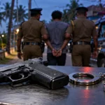 பல பகுதிகளில் இடிமின்னலுடன் மழை…! 5 மாவட்டங்களுக்கு மண்சரிவு எச்சரிக்கை.